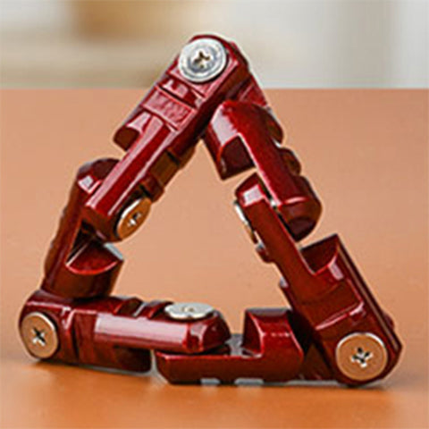 Roller Spinner — metal chain roller fidget for desks, detail view